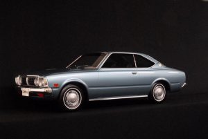 Απίστευτη συλλογή με μινιατούρες Toyota κλίμακας 1:5