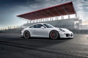 Η νέα εκρηκτική Porsche 911 GT3