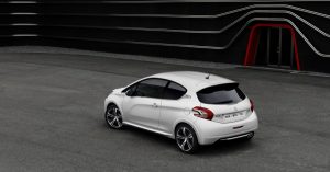 Renault Clio R.S. VS Peugeot 208 GTi