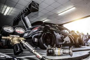 875 PS και 0-100 σε 1,8 δλ. το 208 T16 Pikes Peak