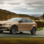 Από 19.900 ευρώ το νέο Volvo V40 1.6 T2 120 PS