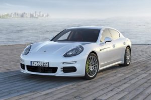 H ανανεωμένη Porsche Panamera