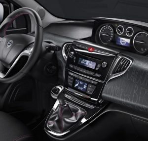 Lancia Ypsilon 1.3 JTDM-2 95 PS από 13.428 ευρώ