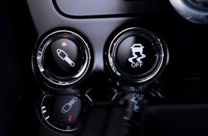 Νέα Aston Martin V12 Vantage S 573 PS