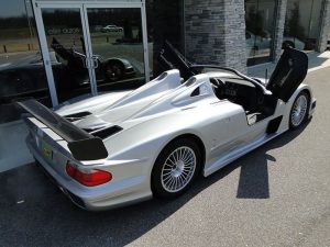 Πωλείται Mercedes CLK GTR AMG έναντι 2 εκ. δολαρίων