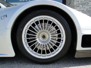 Πωλείται Mercedes CLK GTR AMG έναντι 2 εκ. δολαρίων