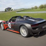 Η Porsche αποκαλύπτει την κορυφαία 918 Spyder