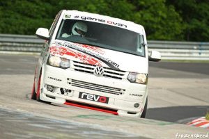 Revo VW Transporter T5 κάνει ρεκόρ στο Ring