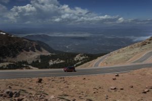 To Range Rover Sport κάνει ρεκόρ στο Pikes Peak