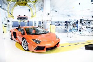 Παράχθηκε η 2.000στή Lamborghini Aventador