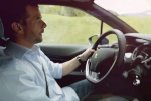 O Loeb «στρίβει» το Citroen DS3 Cabrio (video)