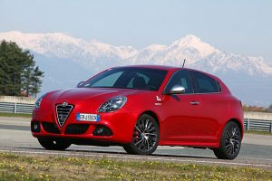 90 χρόνια Alfa Romeo Quadrifoglio Verde