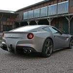 «Stealth» Ferrari F12berlinetta με ανθρακί μεμβράνη