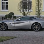 «Stealth» Ferrari F12berlinetta με ανθρακί μεμβράνη