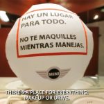 MINI: «Μην βάφεστε όταν οδηγείτε» (video)