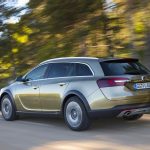 Το crossover Opel Insignia Country Tourer