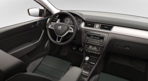 Το νέο Skoda Rapid Spaceback αποκαλύπτεται
