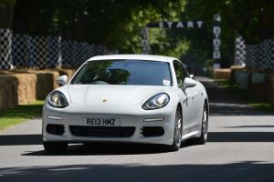 Παρέλαση πολλών αστέρων στο Goodwood