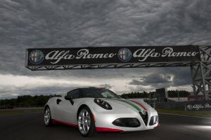 Η Alfa Romeo 4C στην Ρωσία… με αγάπη
