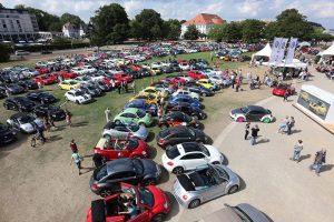 VW Beetle με μάλλινο πλεκτό νικητής καλλιστείων