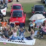 VW Beetle με μάλλινο πλεκτό νικητής καλλιστείων