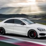 Η BMW παραμένει best seller στα premium