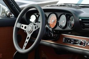 Singer 911: Ανακατασκευασμένη Porsche 964