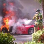 Ferrari F430 έπιασε φωτιά, ενώ ήταν σταθμευμένη