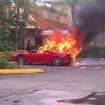 Ferrari F430 έπιασε φωτιά, ενώ ήταν σταθμευμένη