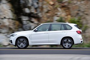 Νέα BMW X5 M50d 3.0 λτ. με 740 Nm ροπής!