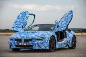 Η BMW i8 αποκαλύπτεται και με τεχνικά στοιχεία