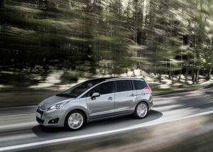 Ανανέωση και για το Peugeot 5008