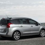 Ανανέωση και για το Peugeot 5008