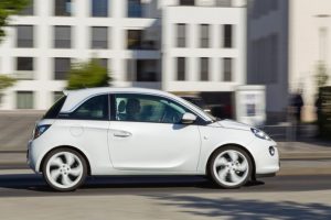 Opel ADAM Black Link και White Link