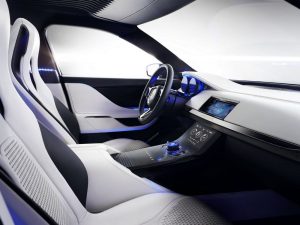 Jaguar C-X17: Νέες εικόνες και από το εσωτερικό