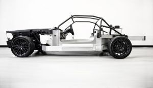 Το «κτηνώδες» muscle car Equus Bass 770