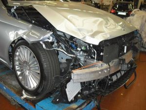 Το πρώτο αληθινό crash test με νέα Mercedes S-Class