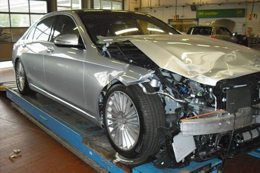Το πρώτο αληθινό crash test με νέα Mercedes S-Class