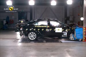 Crash tests: Space Star, ADAM, Corolla, Mazda6, IS