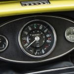 To Mini του Mr. Bean σε ράλι κλασικών αυτοκινήτων