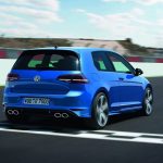 VW Golf R: Νέες φωτογραφίες και εσωτερικό
