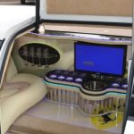 Μαντέψτε τι «κρύβεται» κάτω από την Ferrari limo...