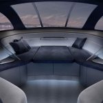 Έχω και κότερο Mercedes, πάμε μια βόλτα;