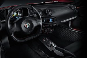 Alfa Romeo 4C: νέες φωτογραφίες και videos