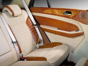 Mercedes ML 63 AMG με «κροκοδειλέ» εσωτερικό