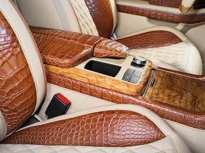 Mercedes ML 63 AMG με «κροκοδειλέ» εσωτερικό