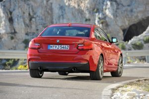 Επίσημα η νέα BMW Σειρά 2 Coupe