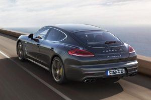 Η ισχυρότερη Porsche Panamera Turbo S
