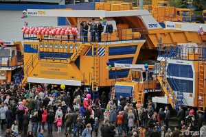 Το γιγάντιο φορτηγό Belaz-75710 των 496 τόνων!