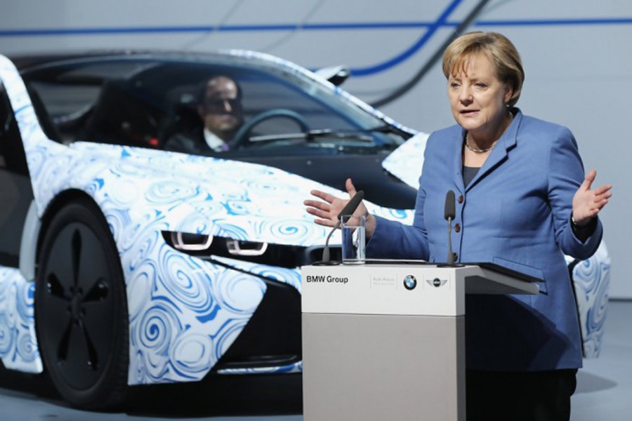 «Μίζα» BMW στη Μέρκελ για τους ρύπους!